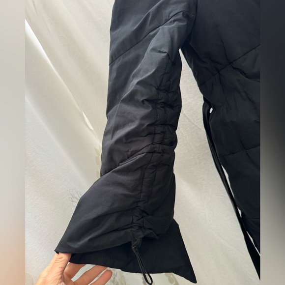 Preloved Black Ermanno Scervino jacket with leather fringes - Picture 9 of 14